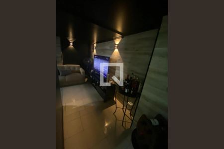 Sala de Estar de casa de condomínio à venda com 4 quartos, 225m² em Jardim Consorcio, São Paulo