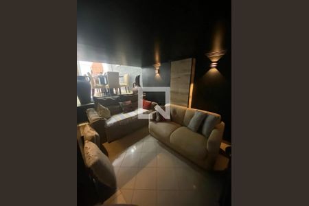 Sala de Estar de casa de condomínio à venda com 4 quartos, 225m² em Jardim Consorcio, São Paulo