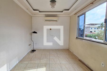 Sala de casa para alugar com 1 quarto, 100m² em Parque Chuno, Duque de Caxias