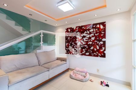 Sala de casa para alugar com 2 quartos, 240m² em Campo Grande, Rio de Janeiro