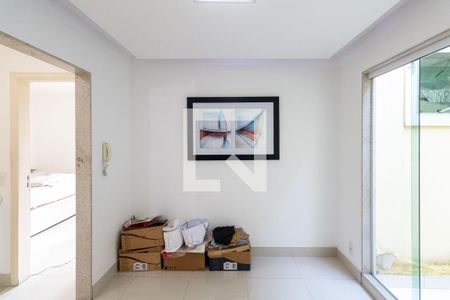 Sala 2 de casa para alugar com 2 quartos, 240m² em Campo Grande, Rio de Janeiro