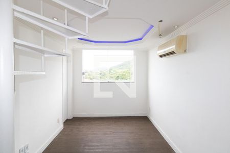Sala de apartamento para alugar com 2 quartos, 92m² em Campo Grande, Rio de Janeiro
