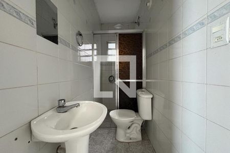 Banheiro da Suíte de casa à venda com 2 quartos, 105m² em Jardim Telma, São Bernardo do Campo
