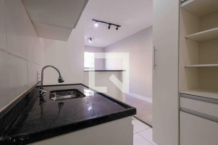 Cozinha de apartamento à venda com 2 quartos, 43m² em Vargem Pequena, Rio de Janeiro