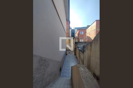 Quintal Lateral de casa à venda com 2 quartos, 120m² em Sacomã, São Paulo