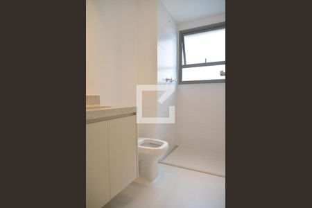 Banheiro da Suíte 2 de apartamento para alugar com 3 quartos, 165m² em Vila Gilda, Santo André