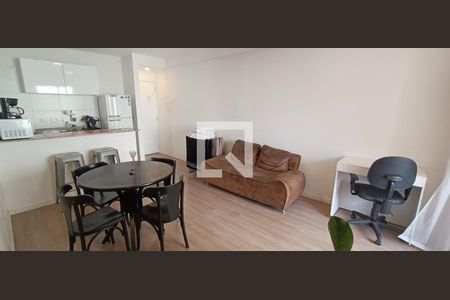 Sala de apartamento para alugar com 2 quartos, 65m² em Jardim Ampliacao, São Paulo