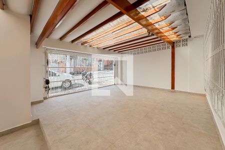 Garagem de casa para alugar com 5 quartos, 300m² em Vila Monumento, São Paulo