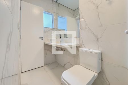 Banheiro da Suíte 1 de casa para alugar com 5 quartos, 300m² em Vila Monumento, São Paulo