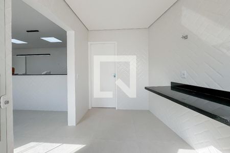 Área de Serviço de casa para alugar com 5 quartos, 300m² em Vila Monumento, São Paulo