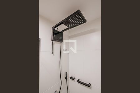 Chuveiro de kitnet/studio para alugar com 1 quarto, 15m² em Amaralina, Salvador