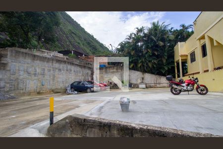 Garagem  de casa à venda com 6 quartos, 1100m² em Vargem Grande, Rio de Janeiro