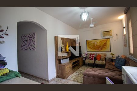 Sala de casa à venda com 6 quartos, 1100m² em Vargem Grande, Rio de Janeiro