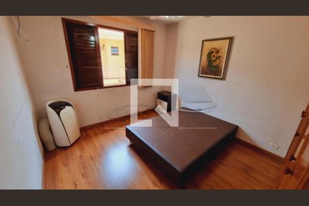 Casa à venda com 3 quartos, 128m² em Sacomã, São Paulo