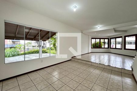 Sala 2 de casa para alugar com 5 quartos, 320m² em Bom Abrigo, Florianópolis