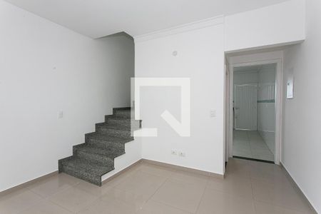 Sala de casa à venda com 3 quartos, 160m² em Vila Mesquita, São Paulo