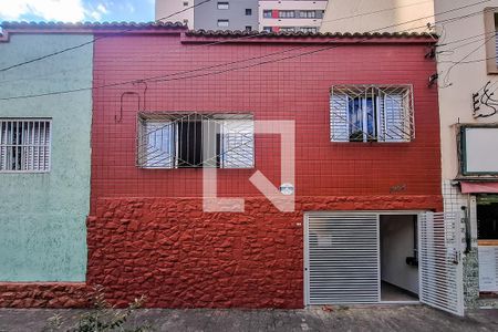 Fachada de casa à venda com 2 quartos, 100m² em Ipiranga, São Paulo
