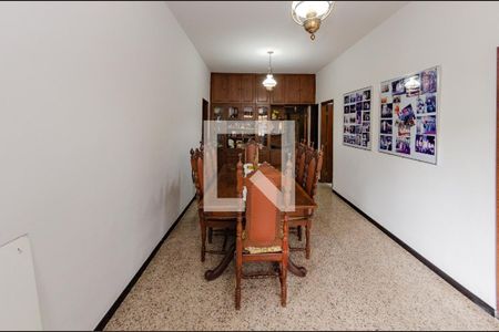 Casa à venda com 3 quartos, 410m² em Prado, Belo Horizonte