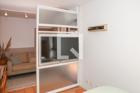 Suíte de kitnet/studio para alugar com 1 quarto, 46m² em Pompeia, São Paulo