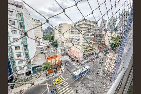 Vista/Sala de apartamento para alugar com 2 quartos, 70m² em Botafogo, Rio de Janeiro