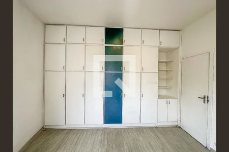 Quarto 1 de apartamento para alugar com 2 quartos, 70m² em Botafogo, Rio de Janeiro