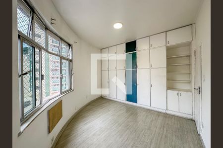 Quarto 1 de apartamento para alugar com 2 quartos, 70m² em Botafogo, Rio de Janeiro