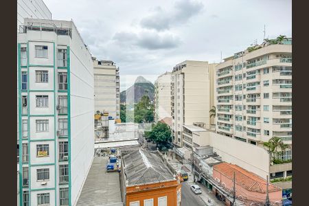 Vista/Sala de apartamento para alugar com 2 quartos, 70m² em Botafogo, Rio de Janeiro