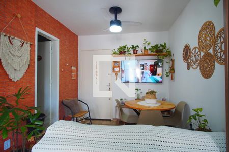 Sala /Quarto de apartamento para alugar com 1 quarto, 40m² em Jardim Dona Leopoldina, Porto Alegre