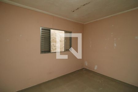 Quarto 2 de casa para alugar com 2 quartos, 125m² em Parque Sao Rafael, São Paulo