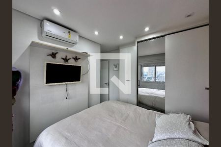 Suíte de apartamento à venda com 2 quartos, 74m² em Vila Cordeiro, São Paulo