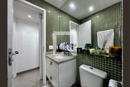 Banheiro Social de apartamento à venda com 2 quartos, 74m² em Vila Cordeiro, São Paulo