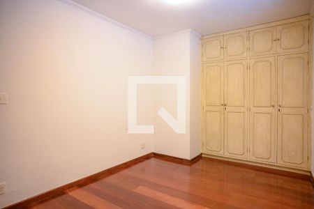 Quarto 2 de casa à venda com 4 quartos, 290m² em Cursino, São Paulo
