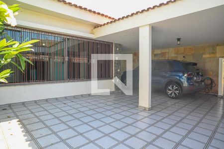 Garagem de casa à venda com 4 quartos, 290m² em Cursino, São Paulo