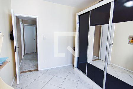 Quarto 1 de casa de condomínio para alugar com 3 quartos, 107m² em Taquara, Rio de Janeiro