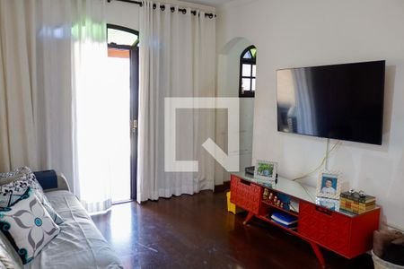 Sala de casa à venda com 4 quartos, 208m² em Bussocaba, Osasco