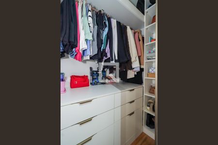 Closet do Quarto 1 de apartamento para alugar com 2 quartos, 40m² em Paraíso do Morumbi, São Paulo