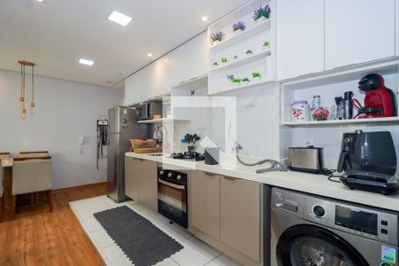 Cozinha de apartamento à venda com 2 quartos, 40m² em Paraíso do Morumbi, São Paulo