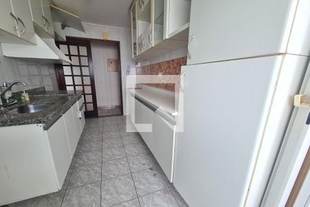 Cozinha de apartamento para alugar com 2 quartos, 55m² em Vila Ivone, São Paulo