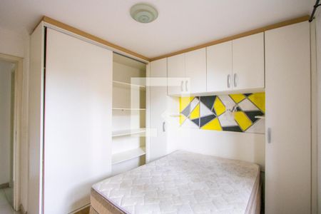 Quarto 1 de apartamento para alugar com 2 quartos, 45m² em Parque São Vicente, Mauá