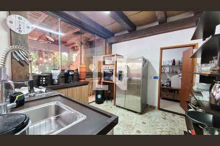 Cozinha de casa de condomínio à venda com 3 quartos, 350m² em Parque Xangrilá, Campinas