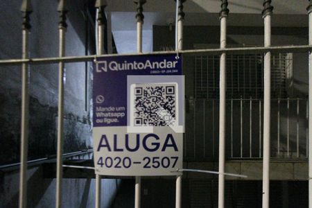 Placa de casa para alugar com 1 quarto, 35m² em Jardim Panorama (zona Leste), São Paulo