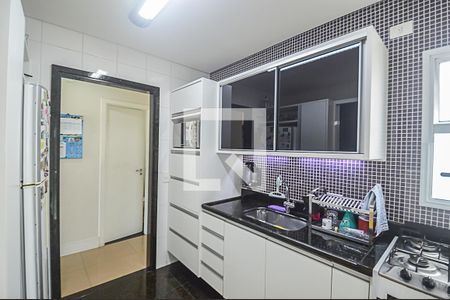 Cozinha de apartamento à venda com 3 quartos, 91m² em Vila Dayse, São Bernardo do Campo