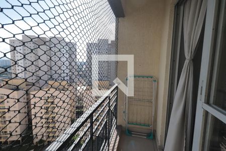 Sacada de apartamento à venda com 3 quartos, 63m² em Tatuapé, São Paulo