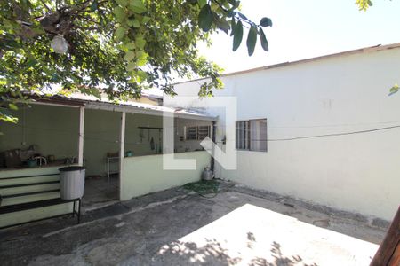 Área comum de casa à venda com 5 quartos, 170m² em Planalto, Belo Horizonte
