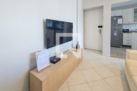 Sala de apartamento para alugar com 3 quartos, 130m² em Balneario Cidade Atlantica, Guarujá