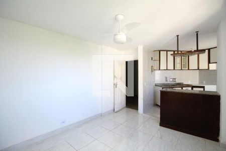 Sala de apartamento à venda com 2 quartos, 70m² em Barra Olímpica, Rio de Janeiro