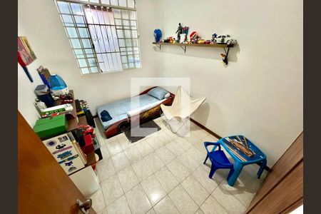 Quarto 1 de casa à venda com 2 quartos, 62m² em Vila Jardim Leblon, Belo Horizonte