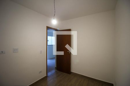 Quarto 1 de apartamento para alugar com 2 quartos, 46m² em Vila Santa Clara, São Paulo