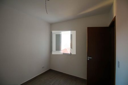 Quarto 2 de apartamento para alugar com 2 quartos, 45m² em Vila Santa Clara, São Paulo
