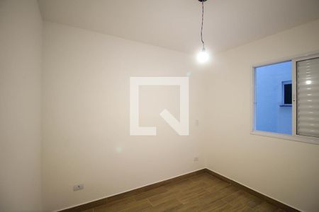 Quarto 1 de apartamento para alugar com 2 quartos, 45m² em Vila Santa Clara, São Paulo